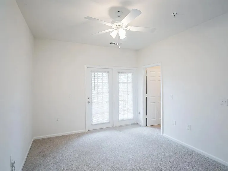 4480 Platinum Dr — Photo 32
