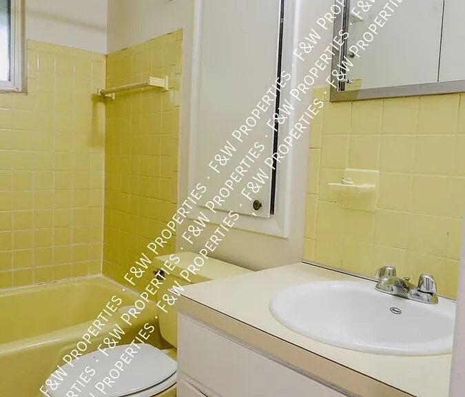 47 Auburn Ave #12 — Photo 11