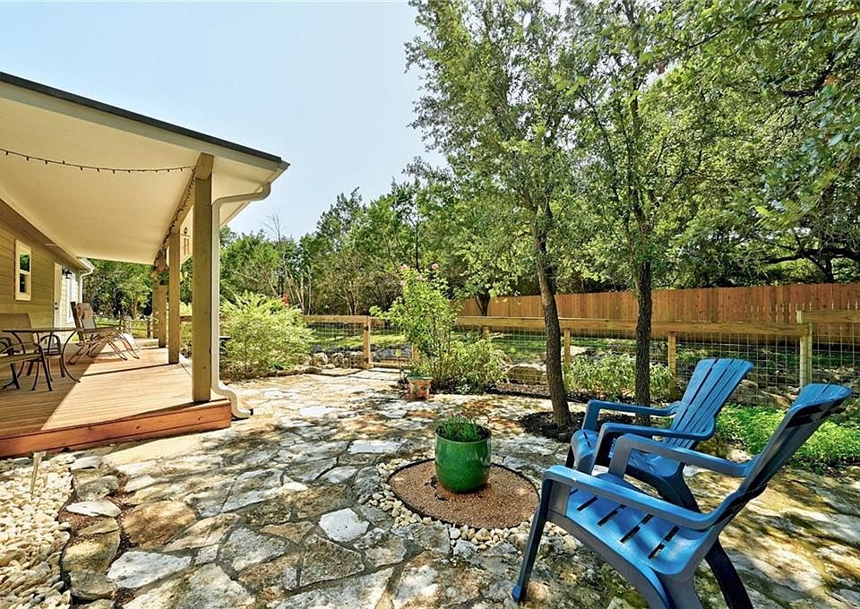 1st image of 15 Country Place Dr
