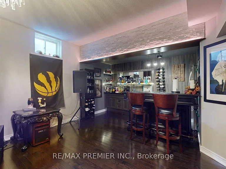 48 Heron Hollow Ave — Photo 11