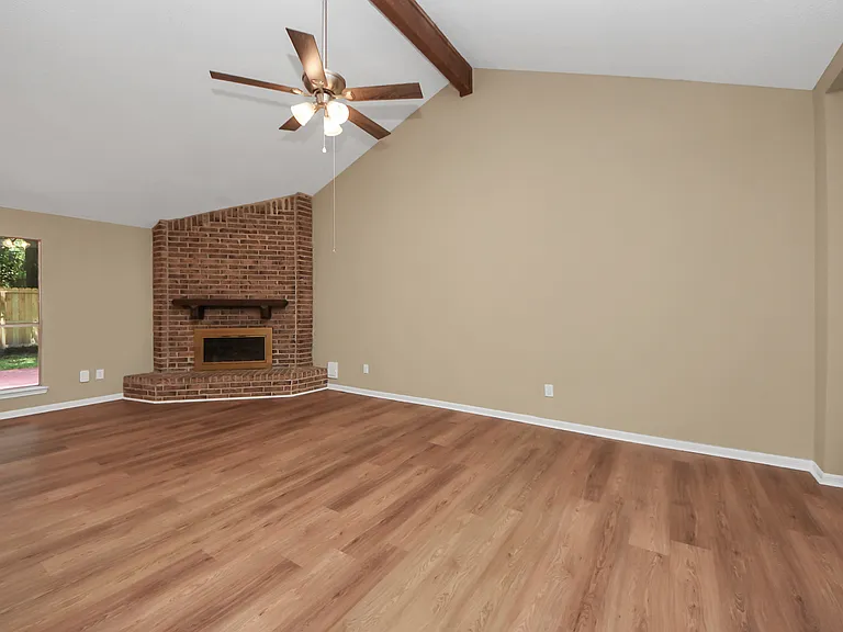 15 Brentwood Oaks Ct — Photo 9