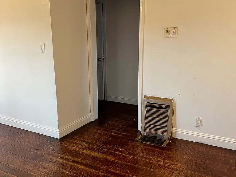 2315 Durant Ave — Photo 9