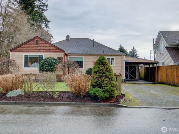 614 E Orange Avenue, Burlington, WA 98233