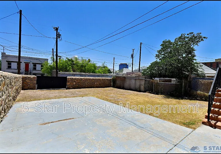 612 E Nevada Ave — Photo 45