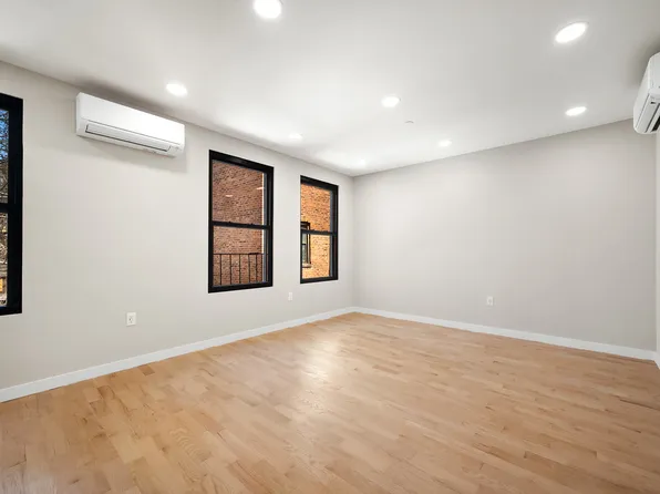67 West 169th Street 202 image 2 of 5