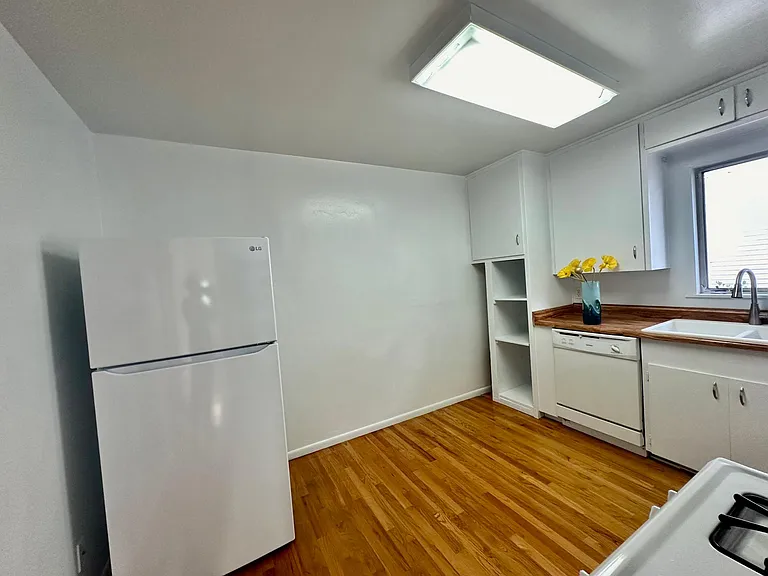 4133 Georgia St #4133 — Photo 13