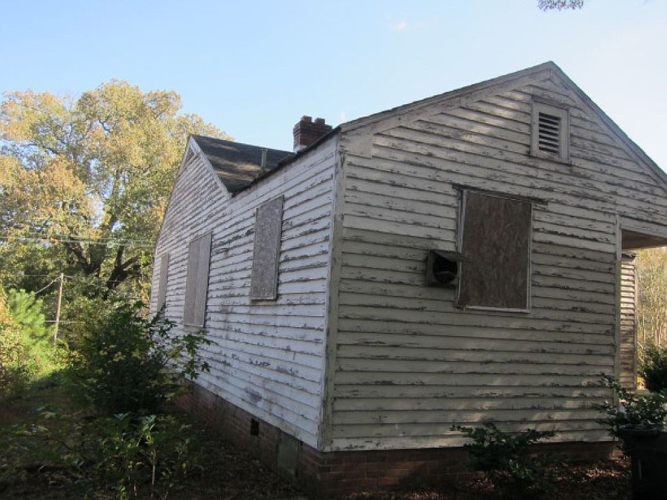 2nd image of 1223 N Miami Blvd