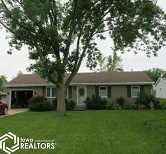 417 13th Ave, Grinnell, IA, 50112