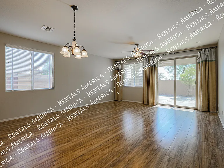 23664 S 209th Ct — Photo 7