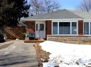 2001 Silverberry Cres, Mississauga, ON L5J 1C8