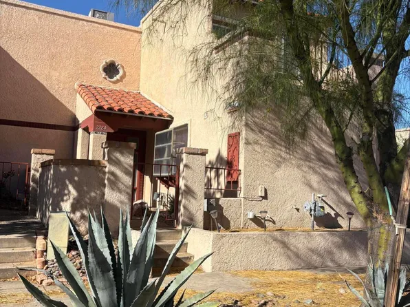2284 W Paseo Cielo, Tucson, AZ 85742