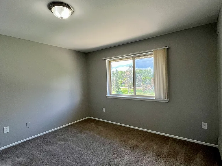 36777 Sibley Rd — Photo 9