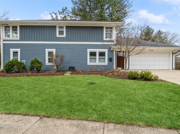 1048 Gracewood Dr, Libertyville, IL 60048