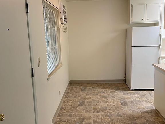 4th image of 193 E 1st Ave #3