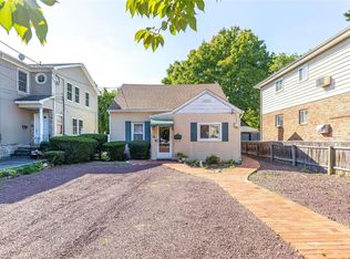65 Dunwood Rd, Port Washington, NY 11050