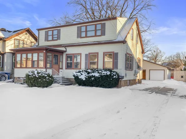 803 W New York Ave, Oshkosh, WI 54901