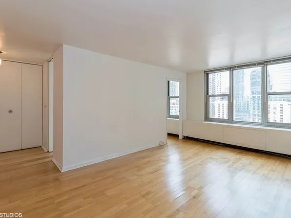 400 E Randolph St, Chicago, IL