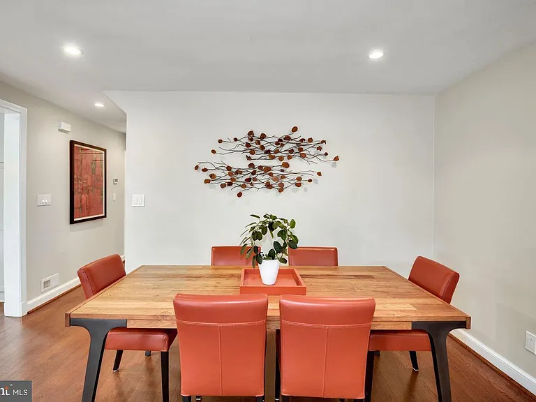 4708 Yuma St NW — Photo 10