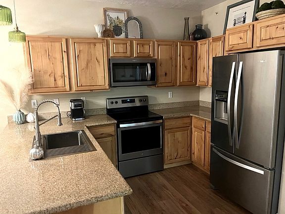 3rd image of 6800 Spurwing Loop APT 203