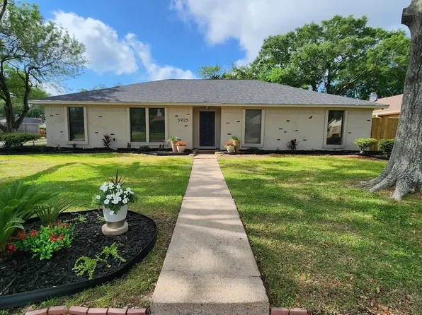 5925 Woodway Dr, Beaumont, TX 77707