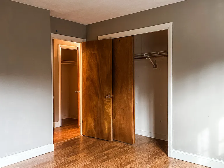 425 S Huntington Ave #1 — Photo 13