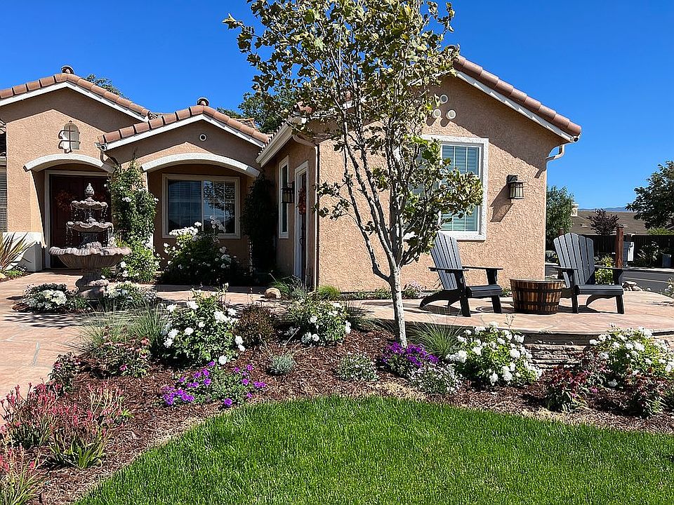 2nd image of 410 Riverview Dr