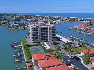 240 Sand Key Estates Dr APT 18, Clearwater, FL 33767