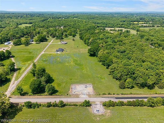 4th image of Feather Hill Rd