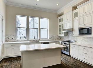 2730 Harvard St, Houston, TX 77008