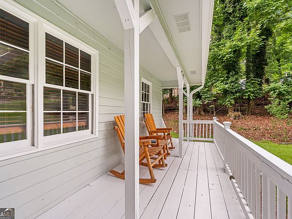 2nd image of 426 Riverlake Ct