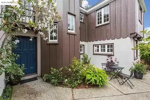 34 Oak Ridge Rd — Photo 3