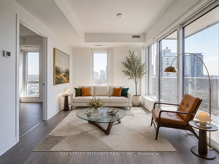 10 Oak St #903 — Photo 3