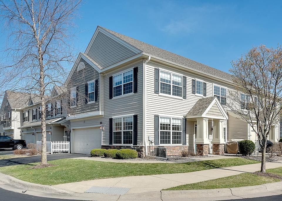 1st image of 4490 Rosemary Way Unit 8