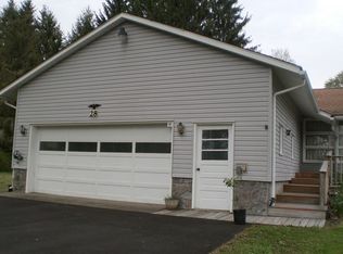 28 Spring St, Newark Valley, NY 13811