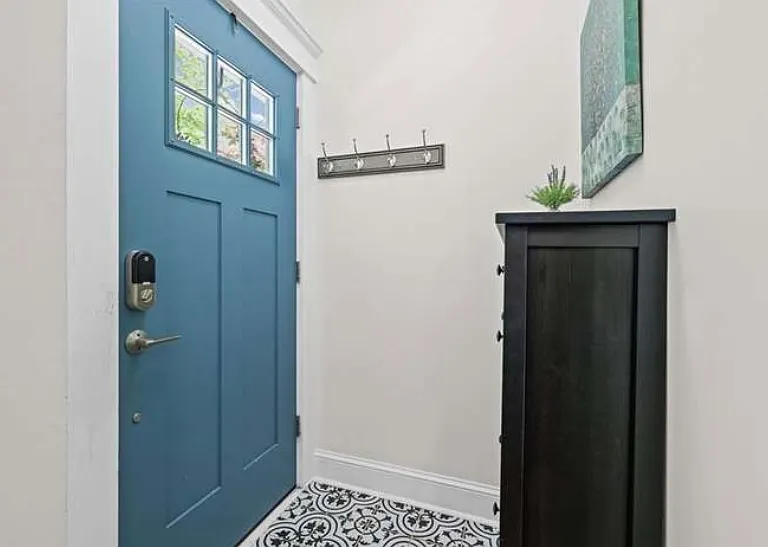 1168 Saint Louis Pl NE — Photo 4