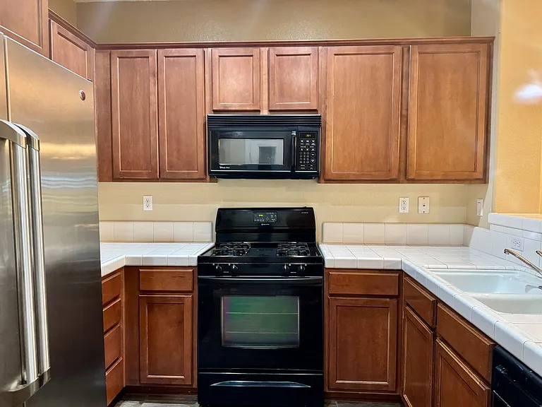 304 Esplanade Cir — Photo 11