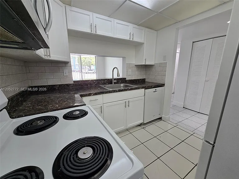 484 NW 165th Street Rd #A112 — Photo 4