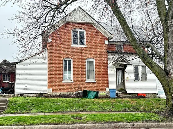 901 S 9th St, Quincy, IL 62301