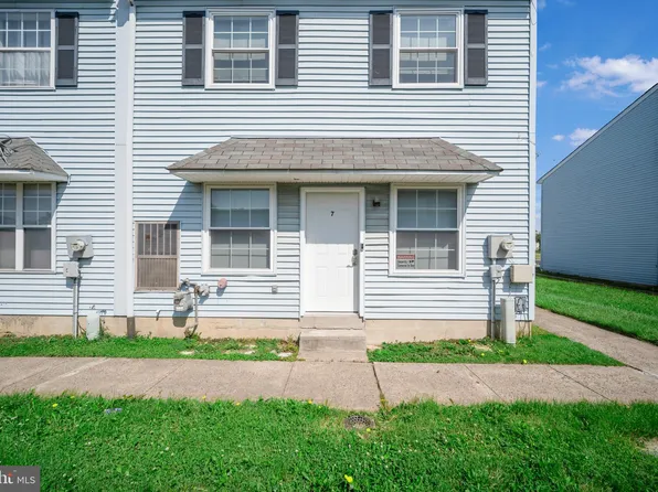 10103 Northeast Ave APT 7, Philadelphia, PA 19116