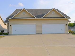 9419-9421 N Gower Ave, Kansas City, MO 64154