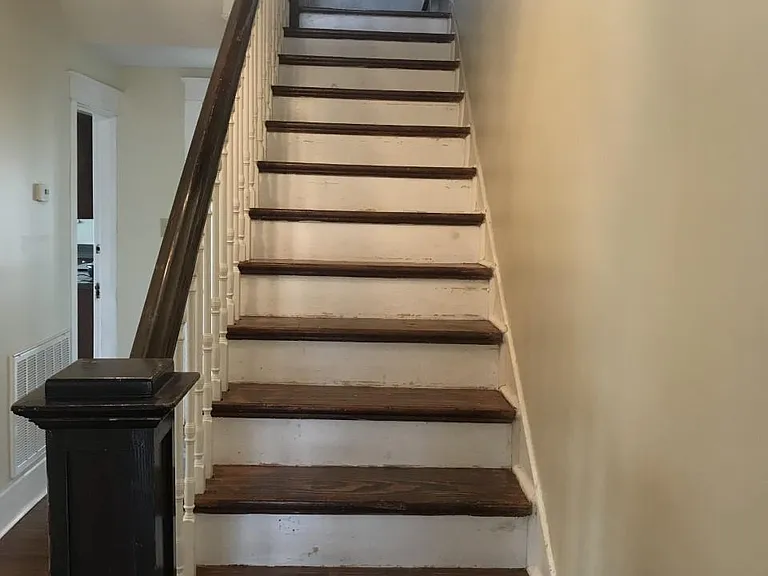 503 Riverside Dr — Photo 10