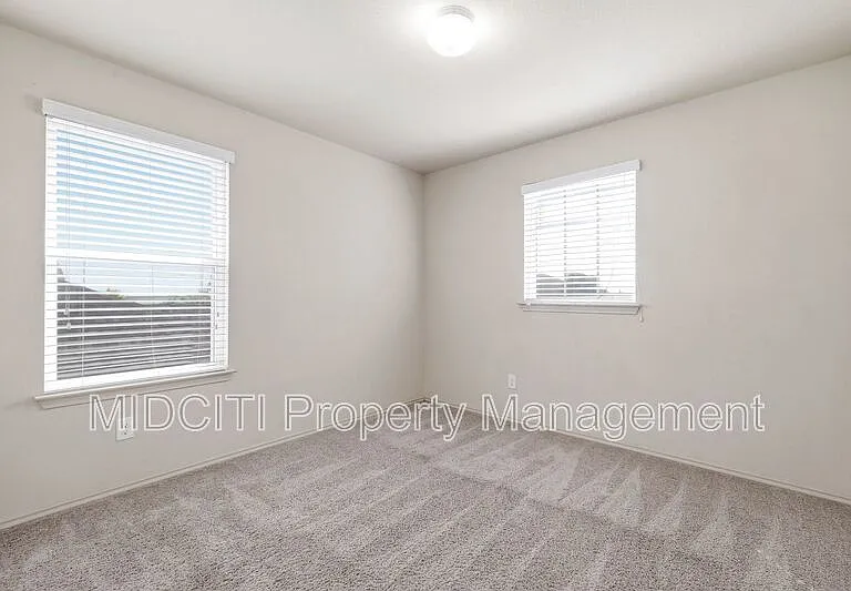 205 Tallow Trl — Photo 25