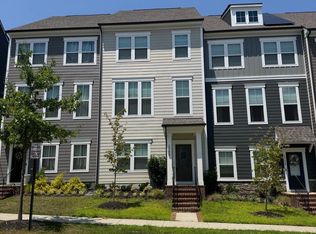 1768 Hickory Woods Rd, Dumfries, VA 22026