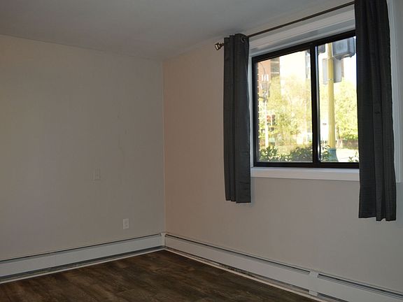 5th image of 1600 Park Ave APT 10