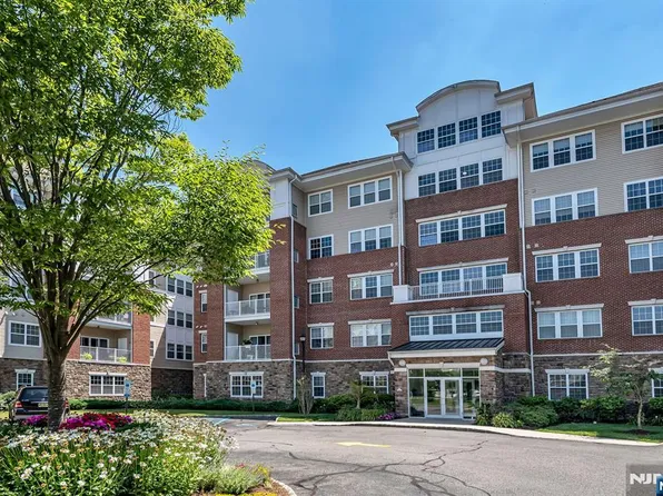4203 Warrens Way, Wanaque, NJ 07465