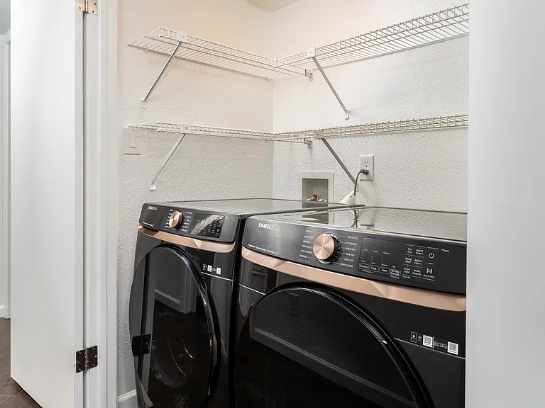 7645 N Via De Manana — Photo 33