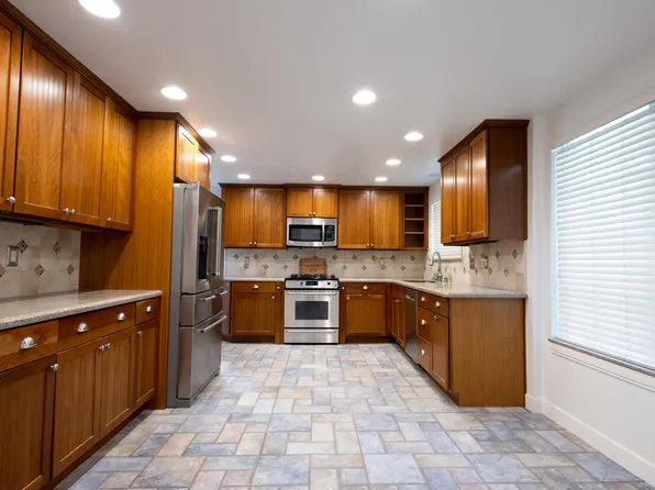 (undisclosed Address), Bountiful, UT 84010