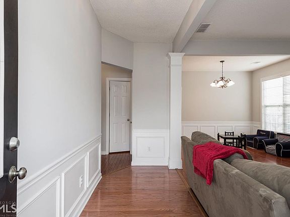 2nd image of 3152 Davenport Park Ln