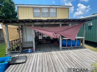 6869 Island Rd, Jarreau, LA 70749