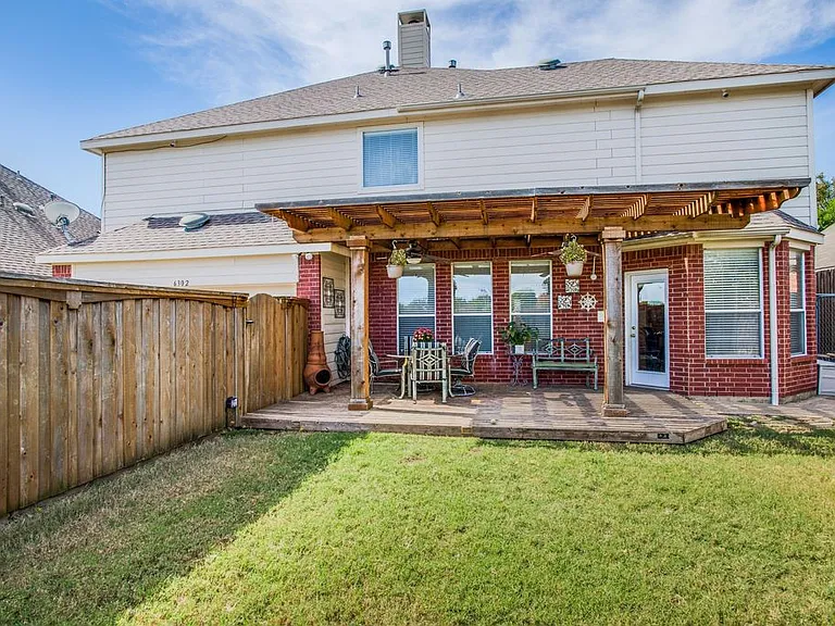 6302 Autumnwood Dr — Photo 13